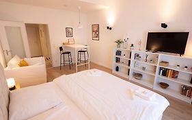 Charmantes City Apartment mit Domblick&Stellplatz